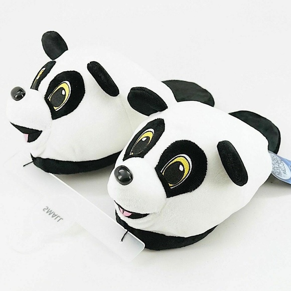 Universal Studios The Tonight Show Jimmy Fallon Hashtag Panda Slippers L - Picture 1 of 2